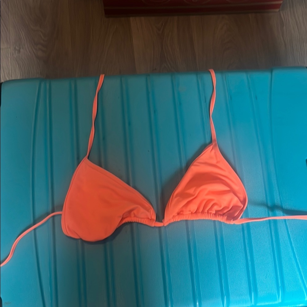 Surf style orange bikini top!